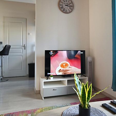 Spacieux T2 - Proche Centre - Confort Et Serenite Сен-Кантен Экстерьер фото