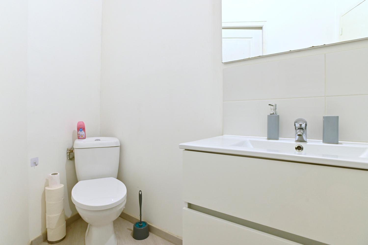 Spacieux T2 - Proche Centre - Confort Et Serenite Сен-Кантен Экстерьер фото