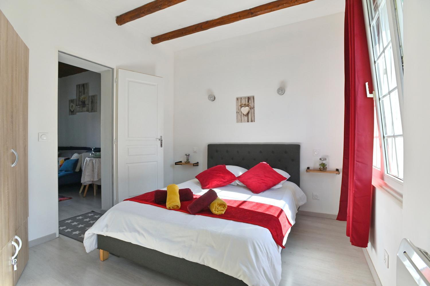Spacieux T2 - Proche Centre - Confort Et Serenite Сен-Кантен Экстерьер фото